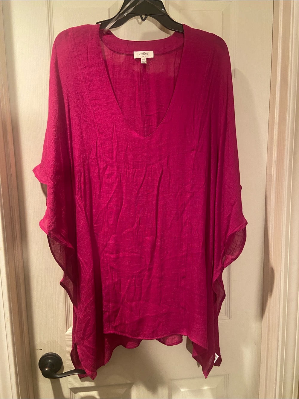 Umgee Magenta V-Neck Flowing Tunic Top